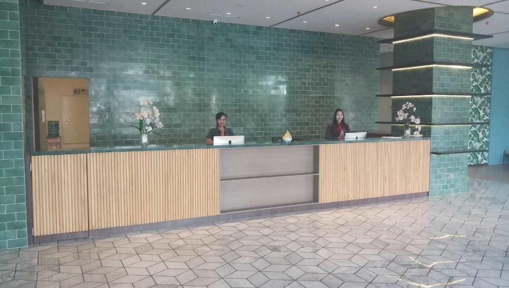 Louis Kienne Hotel Pemuda Σεμαράνγκ Εξωτερικό φωτογραφία